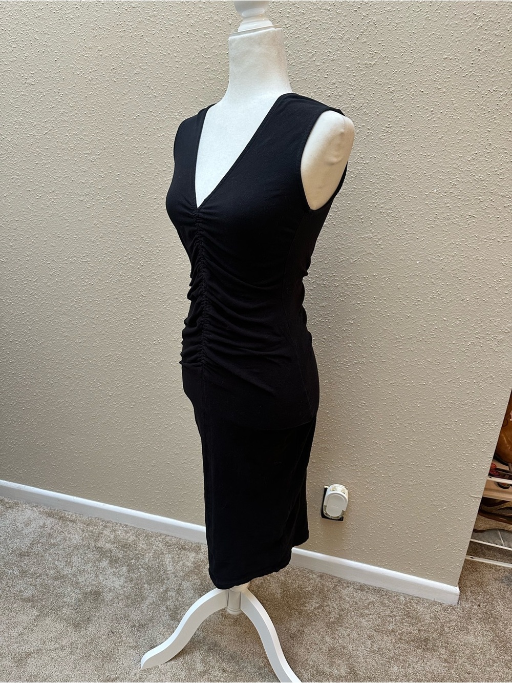 James Perse Sleeveless Ruched Midi Dress V-Neck Stretch Cotton Minimalist Sz 0